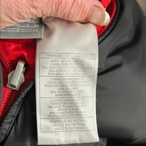 Nike Red /Black Reversible DownPuffer Vest - Picture 5 of 8